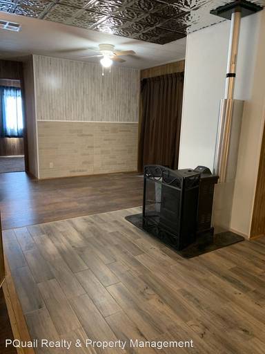 Main picture of 1204 Kent Rd NE