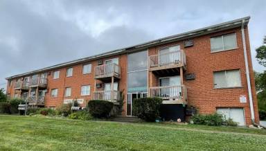 Main picture of 125 Starling Rd