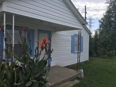 Main picture of 4808 Highway 81 S