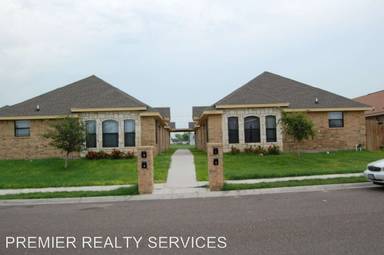 Main picture of 1303 E Coyote St