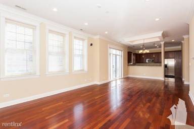 Main picture of 3158 N Paulina St