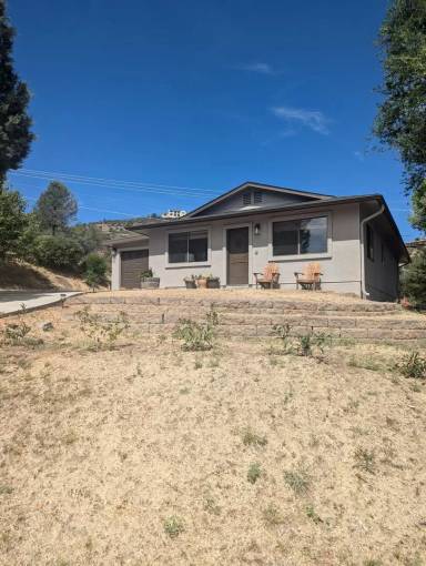 Main picture of 1320 N Lois Dr