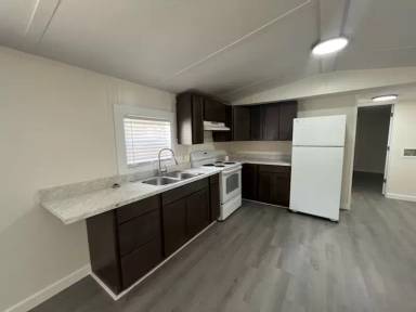Main picture of 678 Denton Blvd