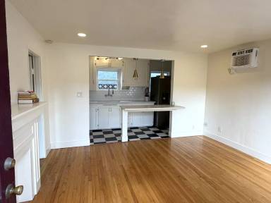 Main picture of 448 Coronado Ave
