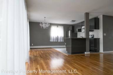 Main picture of 2821 Griffiths Ave