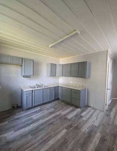 Main picture of 1709 Edison Ave