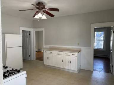 Main picture of 25 Canton St