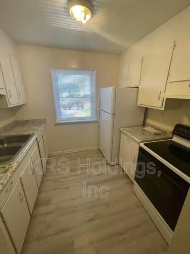 Main picture of 1367 W Ocean View Ave