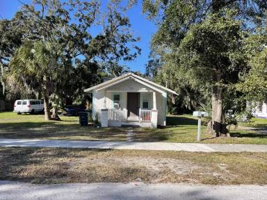 Main picture of 552 Live Oak Ave