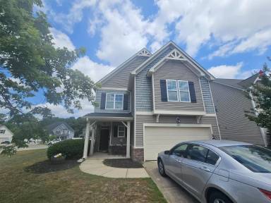 Main picture of 305 Bedfordshire Pl