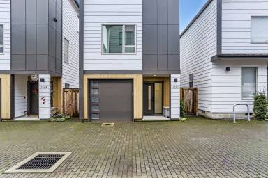 Main picture of 3942 SE Gladstone St