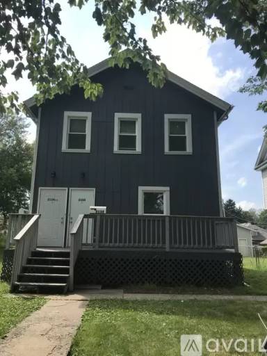 Main picture of 2134 Farnam St
