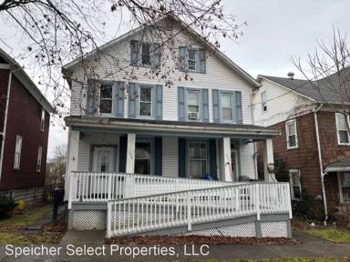 Main picture of 741 Highland Ave