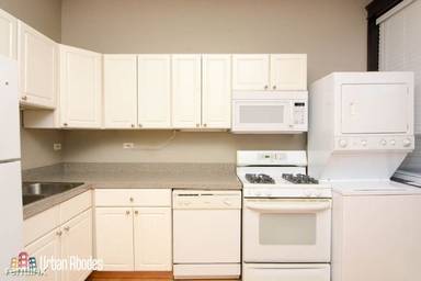 Main picture of 3352 N Sheffield Ave