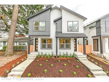 Main picture of 5850 SE Woodstock Blvd