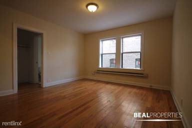 Main picture of 540 W Wellington Ave