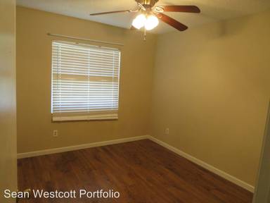 Main picture of 1538 Sophie Blvd