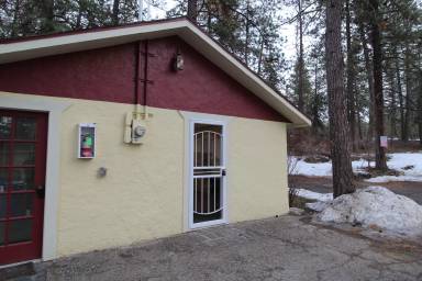 Main picture of 1512 S Taylor Rd