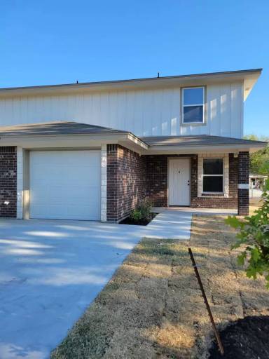Main picture of 227 Clore Rd