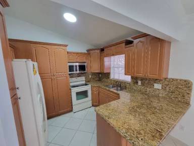 Main picture of 15478 SW 62nd St