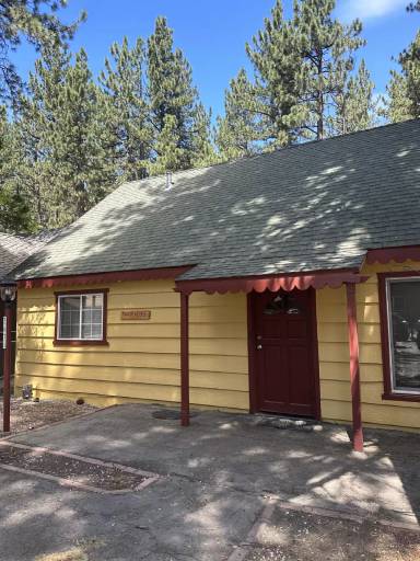 Main picture of 3631 Aspen Ave