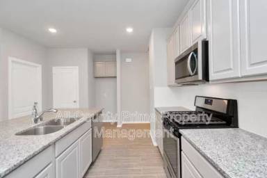 Main picture of 25746 Hickory Pecan Trl