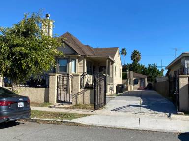 Main picture of 2256 Julian Ave