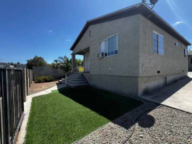 Main picture of 446 Millar Ave
