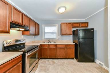 Main picture of 2651 Rachel St
