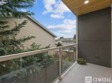 Main picture of 14825 35th Ave W
