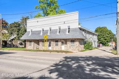 Main picture of 707 Maple St