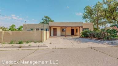 Main picture of 511 Richmond Dr SE