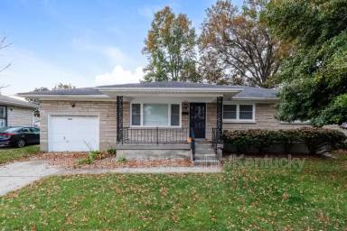 Main picture of 2326 Strotman Rd