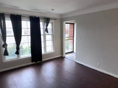 Main picture of 16868 Carlisle St