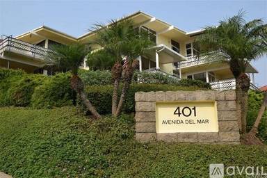 Main picture of 401 Avenida del Mar