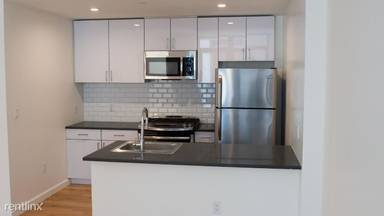 Main picture of 2211 3rd Ave