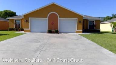 Main picture of 1422 SW 47th Ter