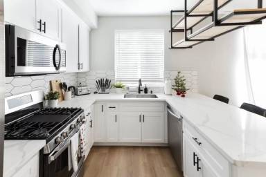 Main picture of 5845 Del Campo Ln