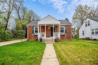 Main picture of 5611 36th Ave