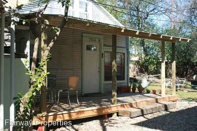 Main picture of 704 Franklin Blvd