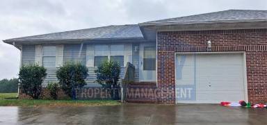 Main picture of 758 Urbane Rd NE