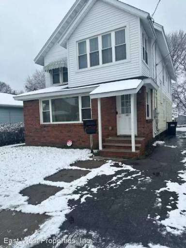 Main picture of 153 Briggs St