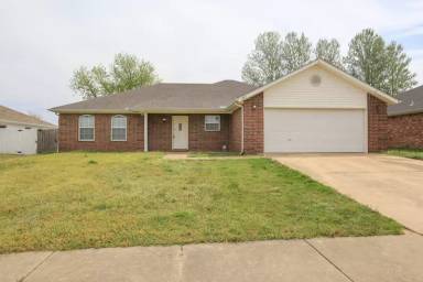 Main picture of 1907 SW Columbus Rd