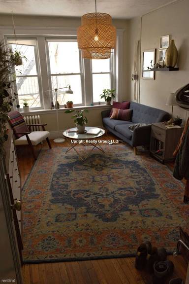 Main picture of 224 Kelton St