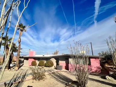 Main picture of 5673 Skyview Ln