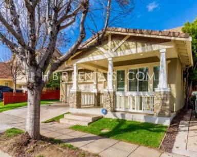 Main picture of 485 W Viento St