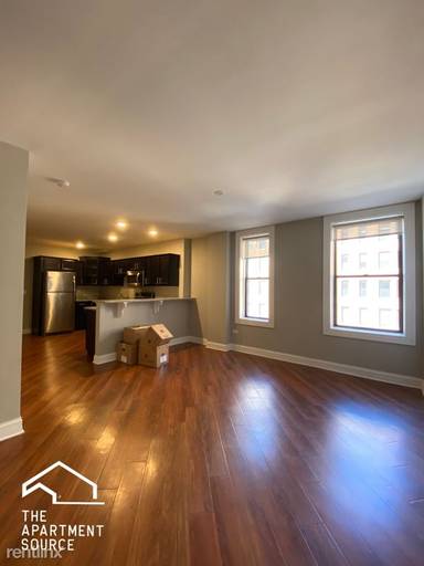 Main picture of 5004 N Sheridan Rd