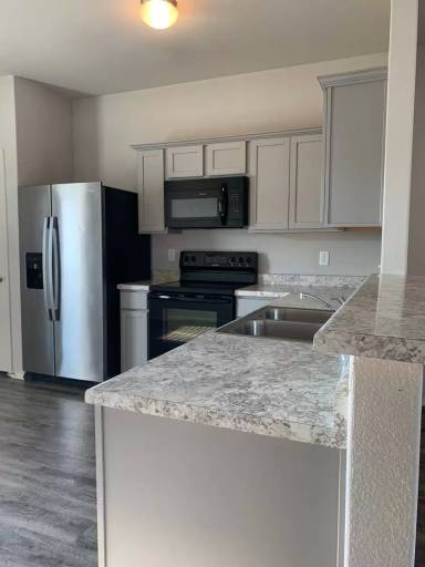 Main picture of 305 Harper Dr