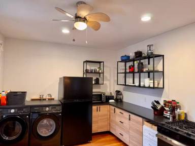 Main picture of 301 3rd St SW