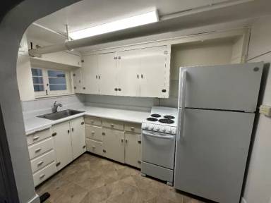 Main picture of 178 N 200 E